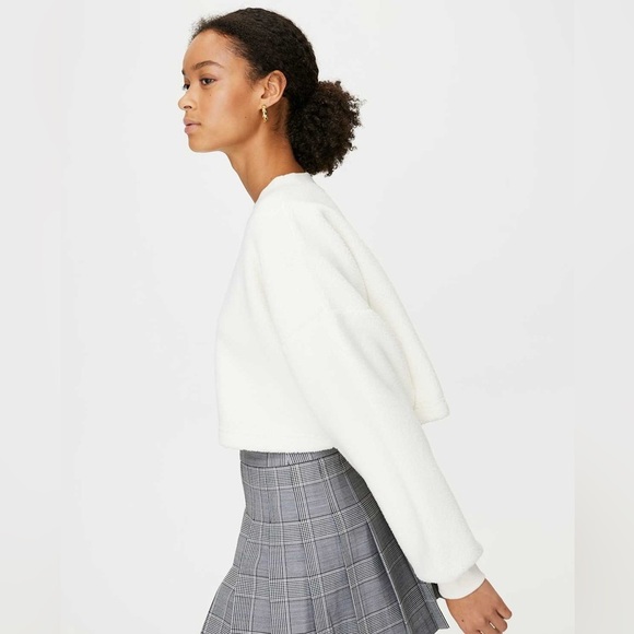 Aritzia Sunday Best Lupa Teddy Sweater - Picture 9 of 9